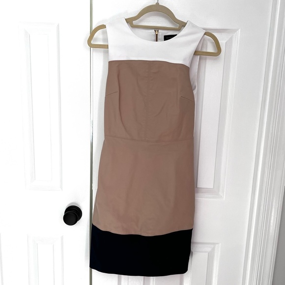 EUC tan, white, navy color block dress. - Picture 1 of 3